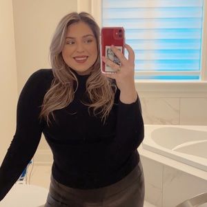 Meet your Posher, Natalie